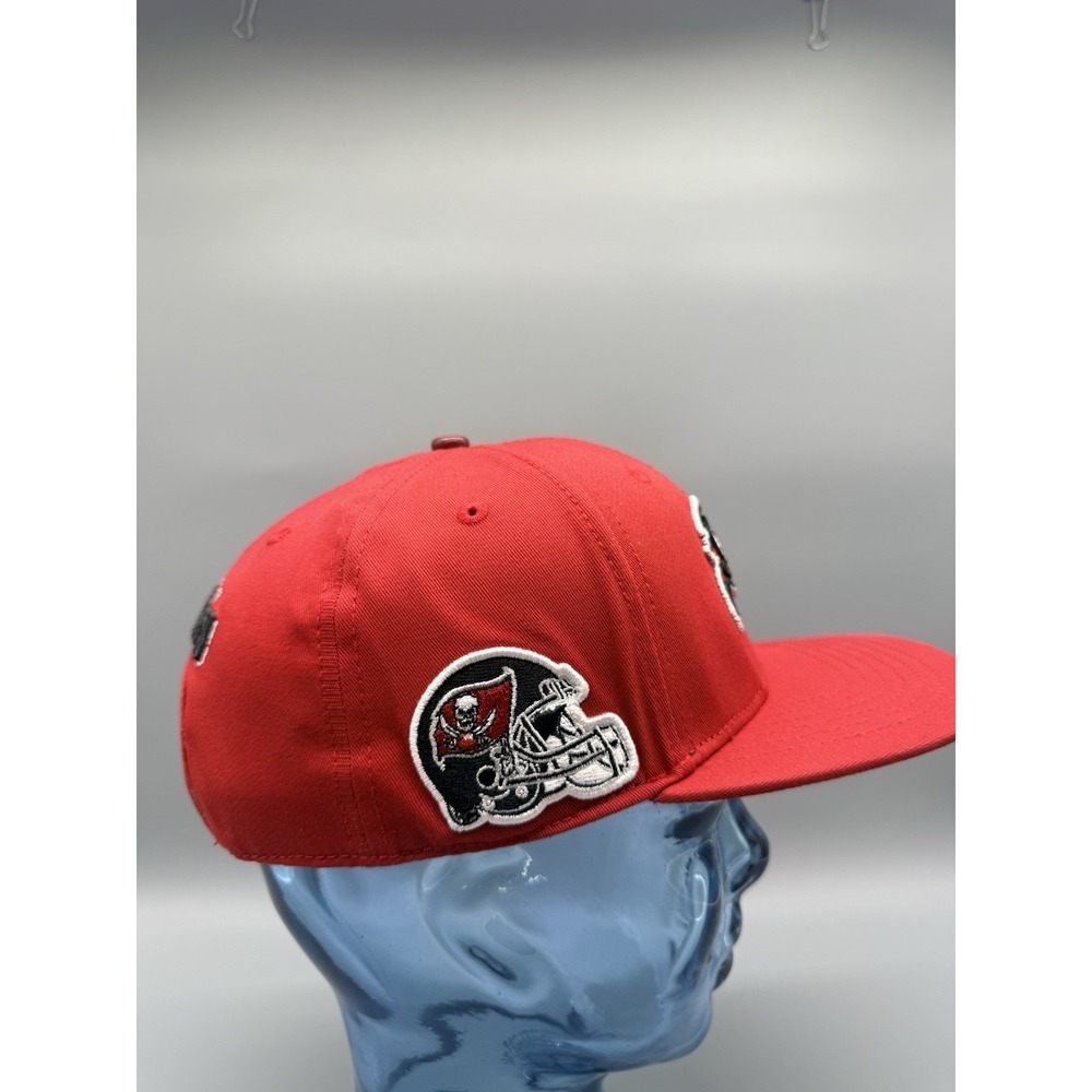 Pro Standard Tampa Bay Buccaneers NFL Snapback Hat Red One Size Football NEW - Picture 5 of 9